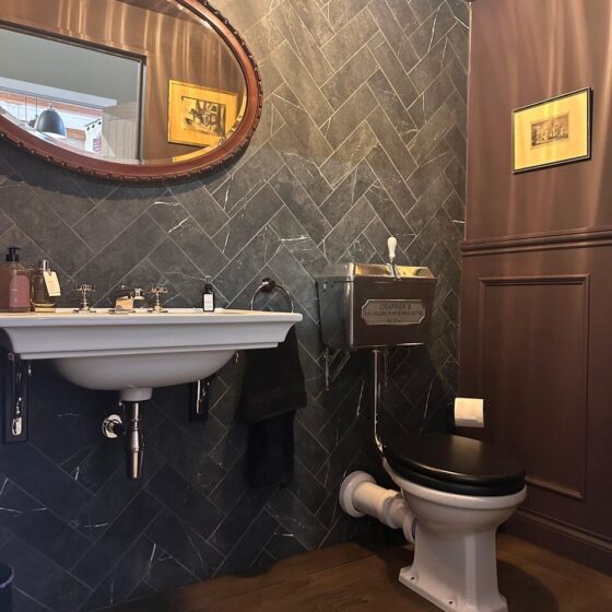 bathroom showroom 3